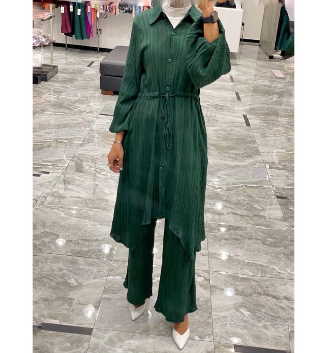 Suit women
