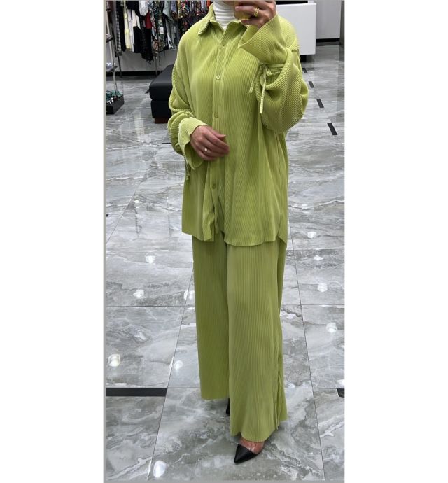 Suit women