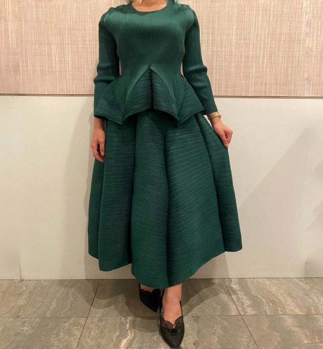 Suit women