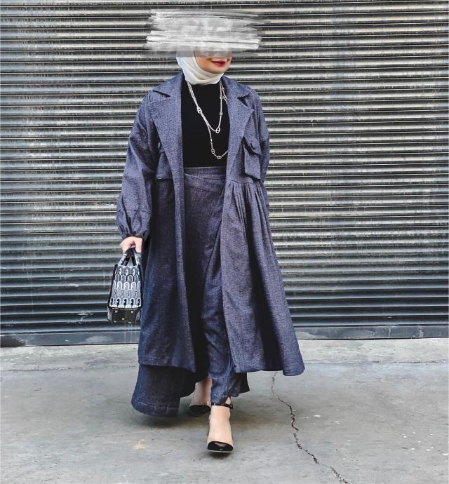 Suit women