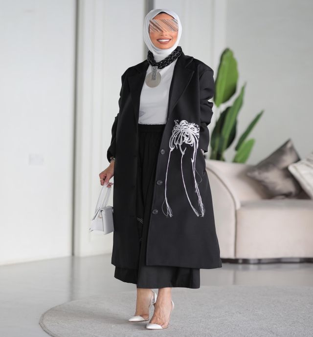 Suit women