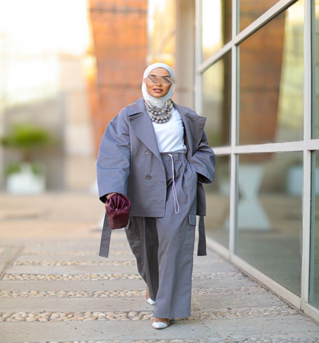 Suit women