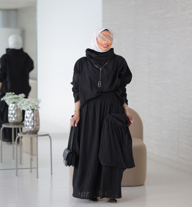 Suit women