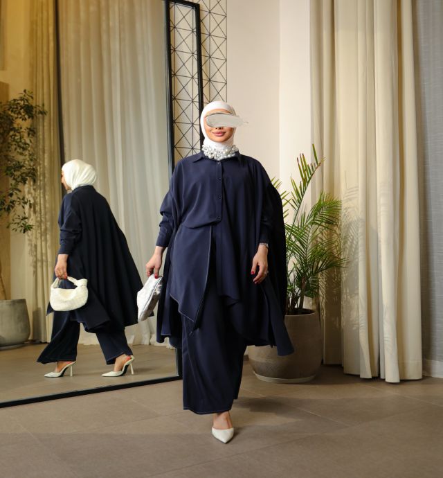 Suit women