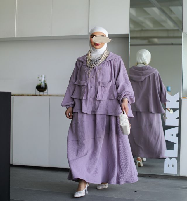 Suit women