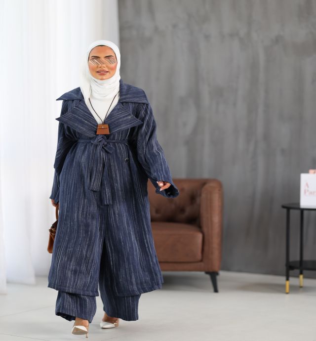 Suit women
