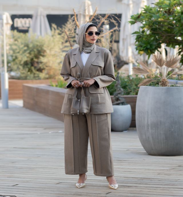 Suit women