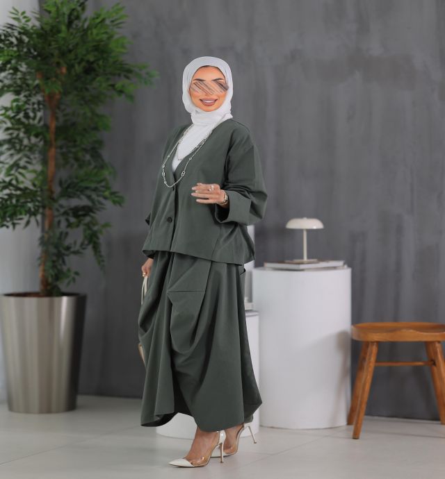 Suit women