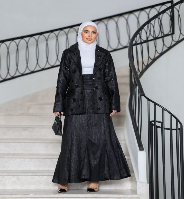 Suit women